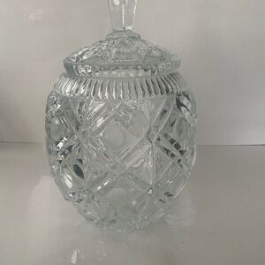 VINTAGE CRYSTAL LIDDED JAR USE FOR COOKIES CANDIES BARS COTTON BALLS CANDLE